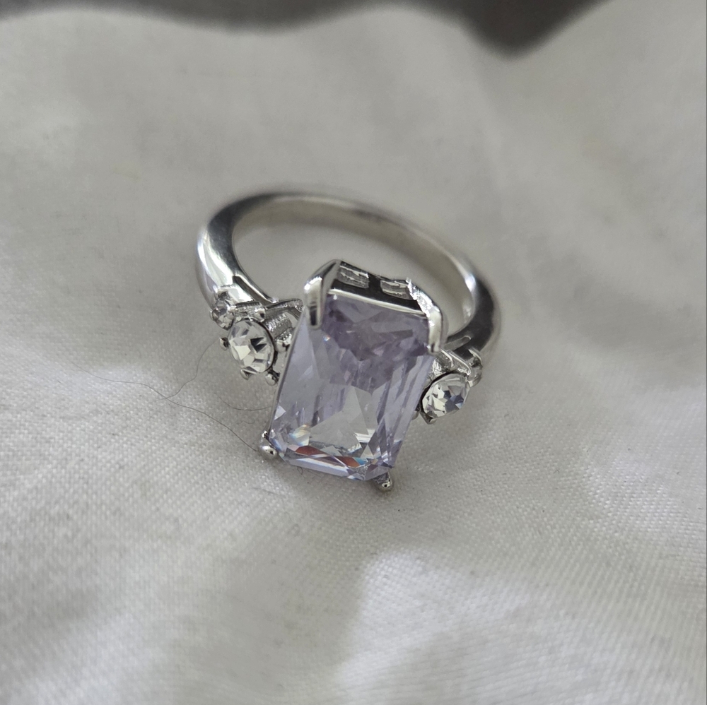 4/$20 Sz 6 Silver and Blue/Purple Ring